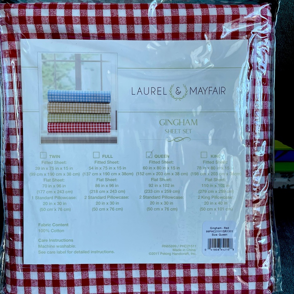 Gingham queen flat sheet 100% cotton NIP